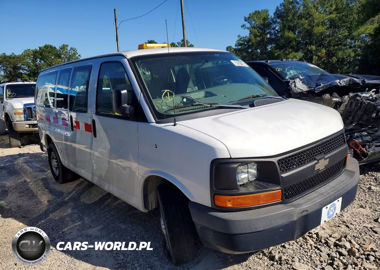 2016 Chevrolet Express G2500 VIN:1GCWGAHF1G1215766 - 4