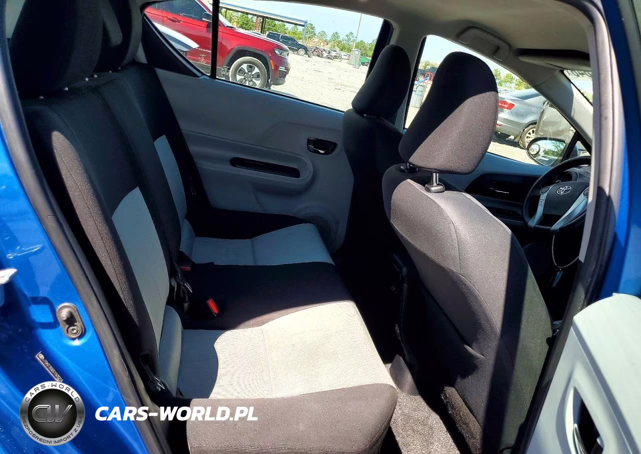 2012 Toyota Prius C Two VIN:JTDKDTB30C1509218 - 10