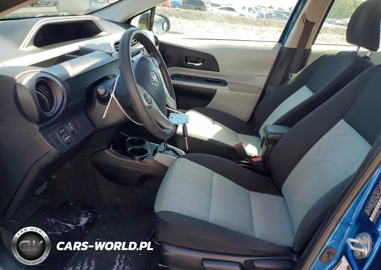 2012 Toyota Prius C Two VIN:JTDKDTB30C1509218 - 7