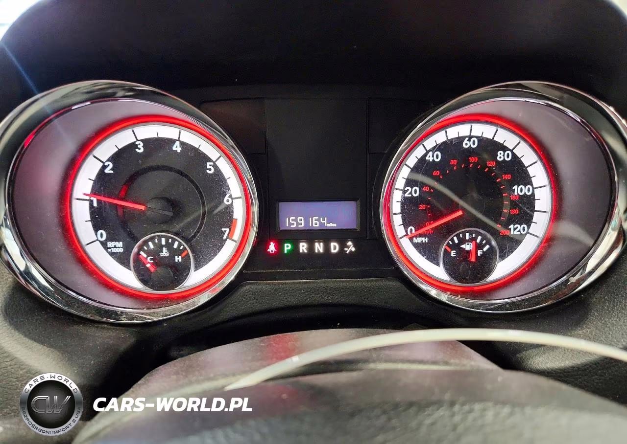 2018 Dodge Grand Caravan Sxt VIN:2C4RDGCG5JR135009 - 9