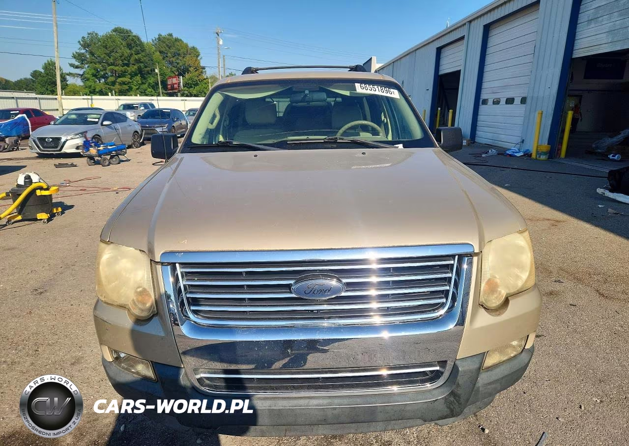 2007 Ford Explorer Xlt VIN:1FMEU63E87UA33749 - 5