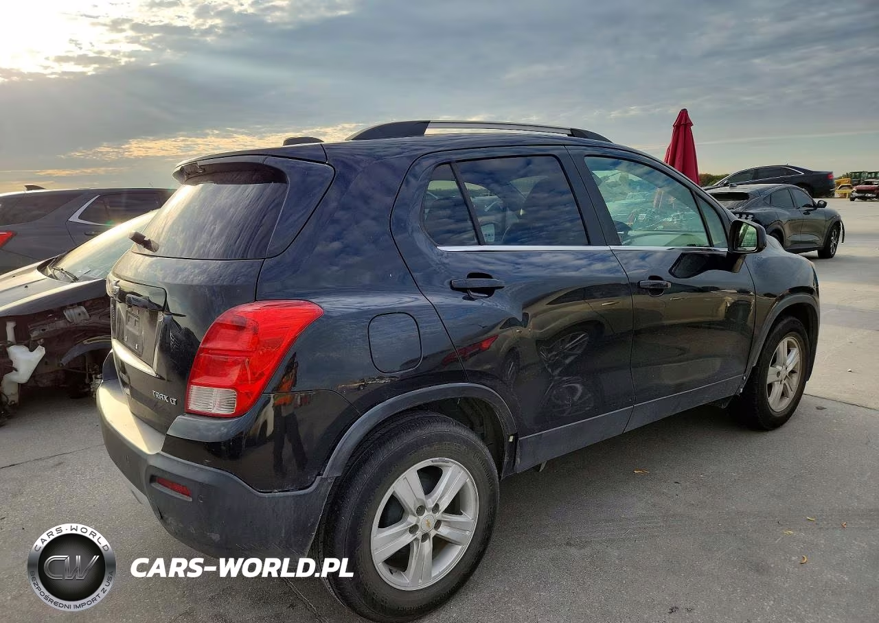 2015 Chevrolet Trax 1Lt VIN:KL7CJLSB1FB075357 - 3