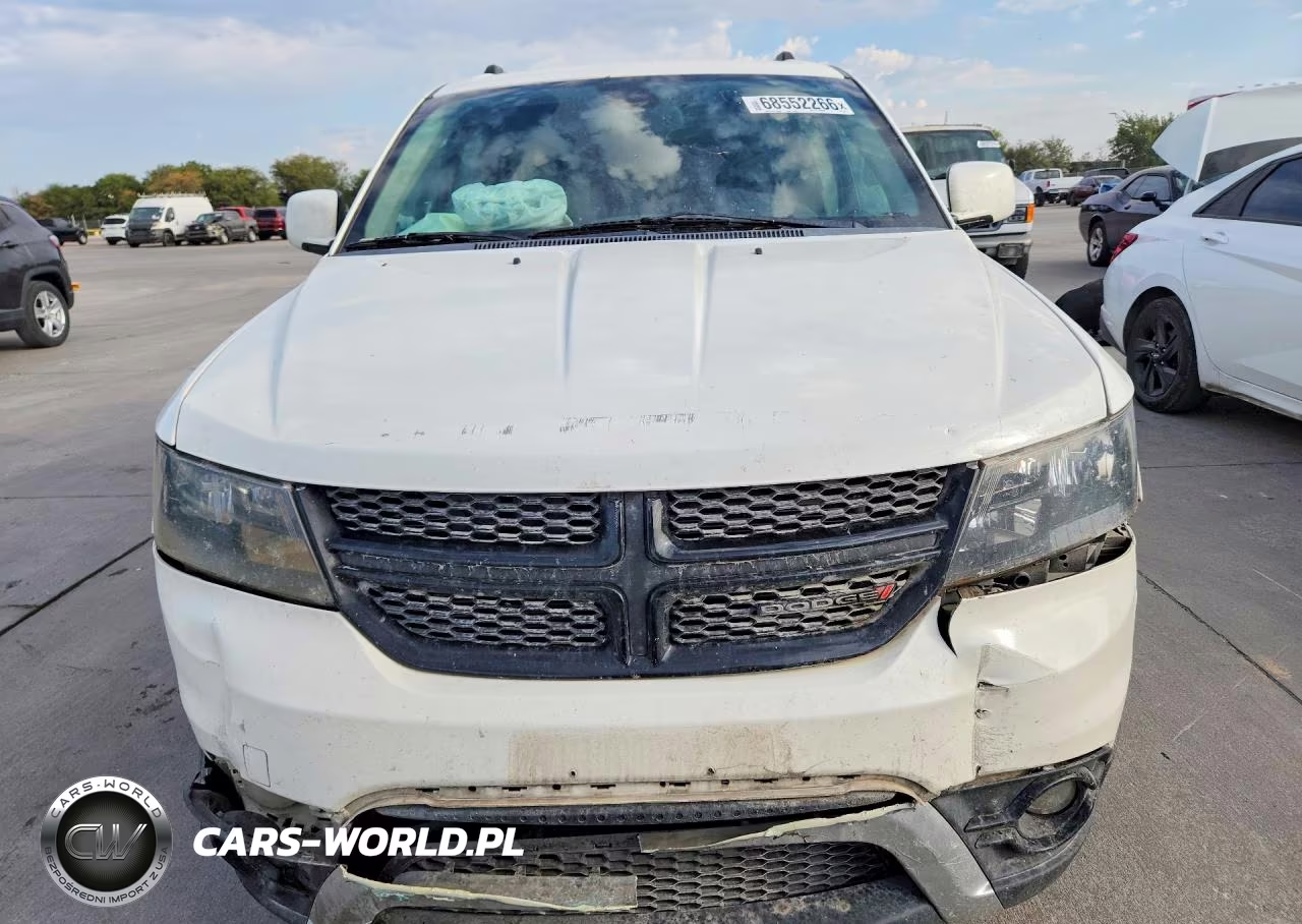 2019 Dodge Journey Crossroad VIN:3C4PDCGGXKT716711 - 5