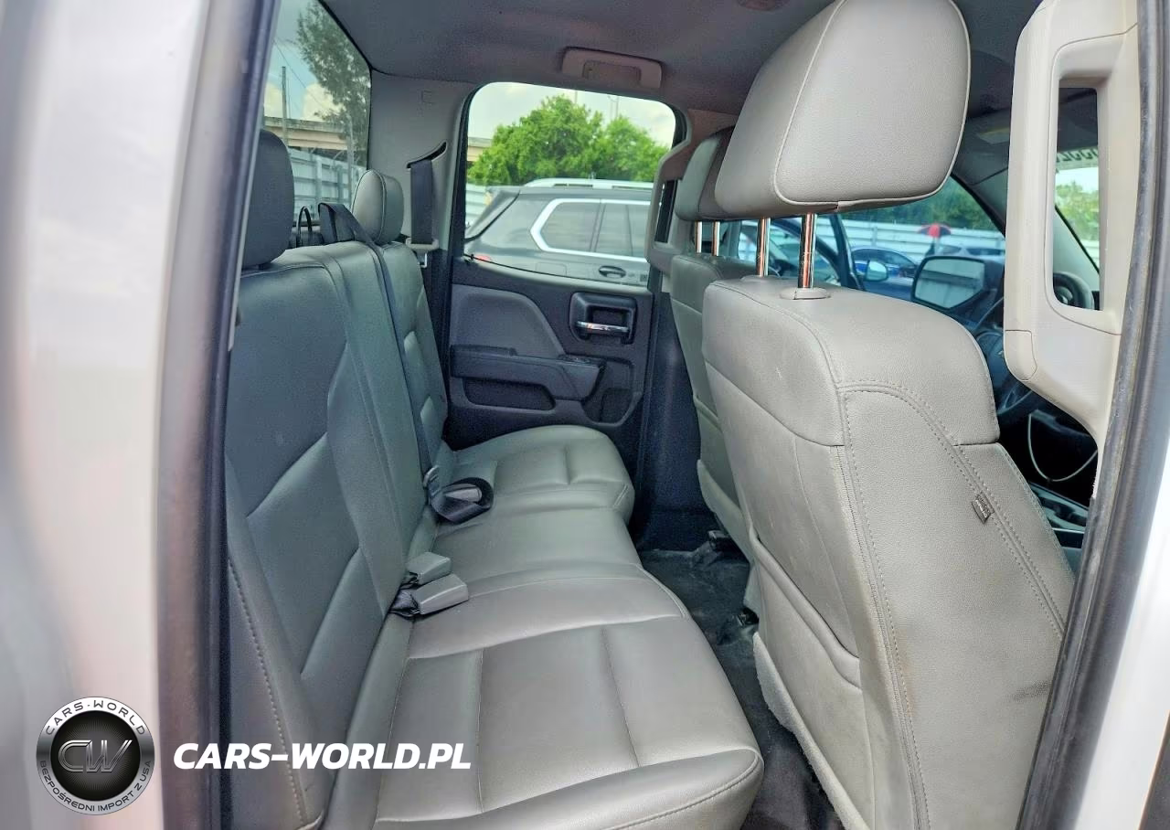 2018 Chevrolet Silverado K1500 VIN:1GCVKNEH8JZ158658 - 10