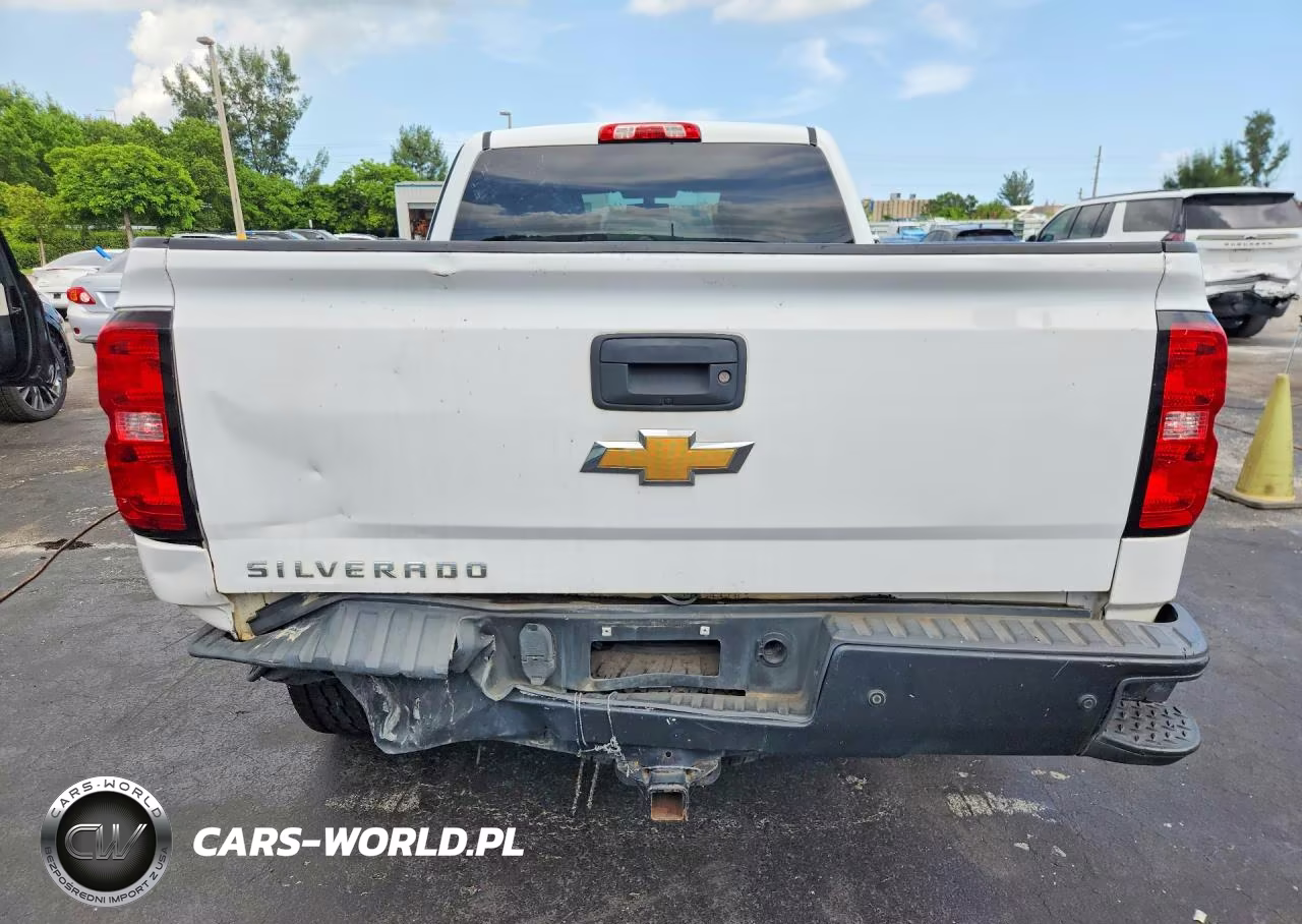 2018 Chevrolet Silverado K1500 VIN:1GCVKNEH8JZ158658 - 6