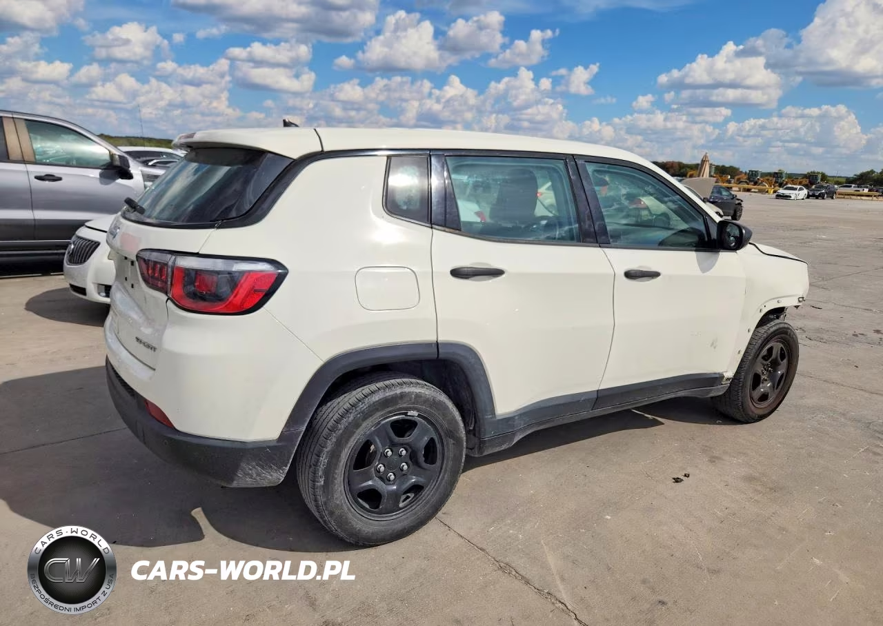 2017 Jeep Compass Sport VIN:3C4NJCAB9HT661111 - 3