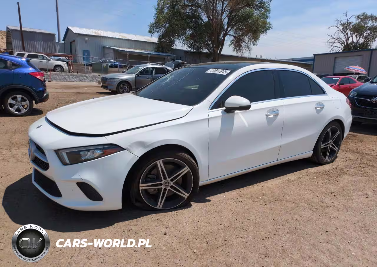 2020 Mercedes-Benz A 220