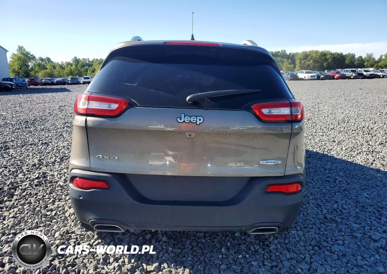 2016 Jeep Cherokee Latitude VIN:1C4PJMCS2GW268085 - 6