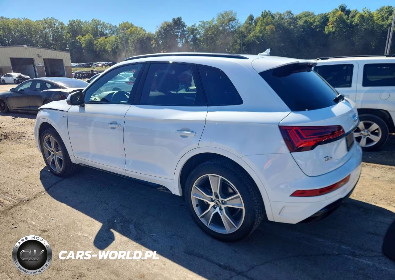 2025 Audi Q5 Premium 45 VIN:WA1GAAFY6S2039353 - 2