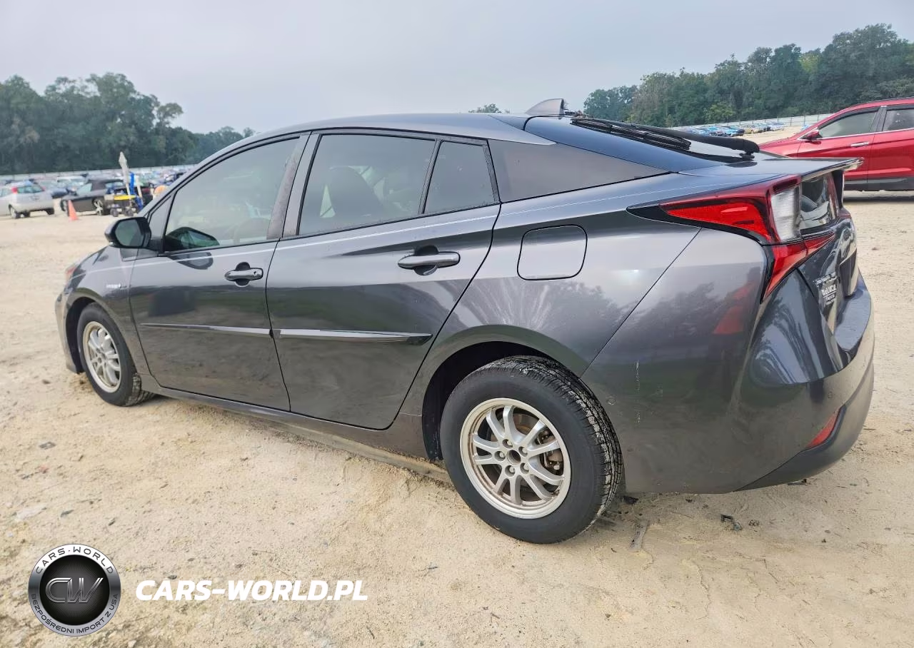2021 Toyota Prius Le VIN:JTDKAMFU3M3138918 - 2