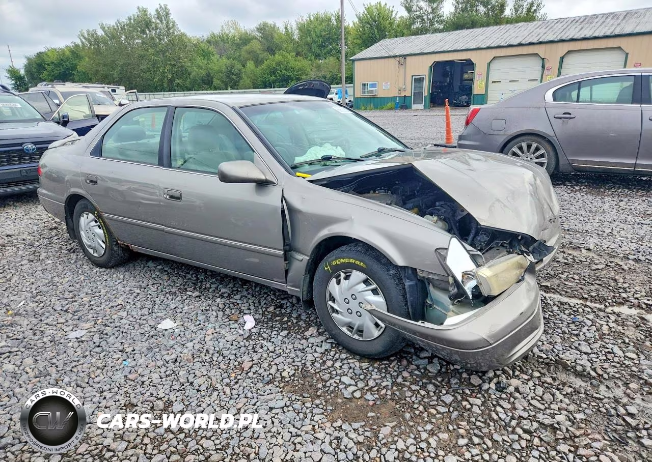 1998 Toyota Camry Le VIN:4T1BG22K0WU310659 - 4