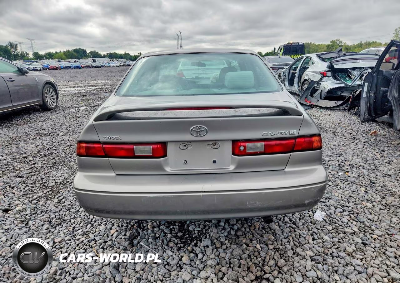 1998 Toyota Camry Le VIN:4T1BG22K0WU310659 - 6