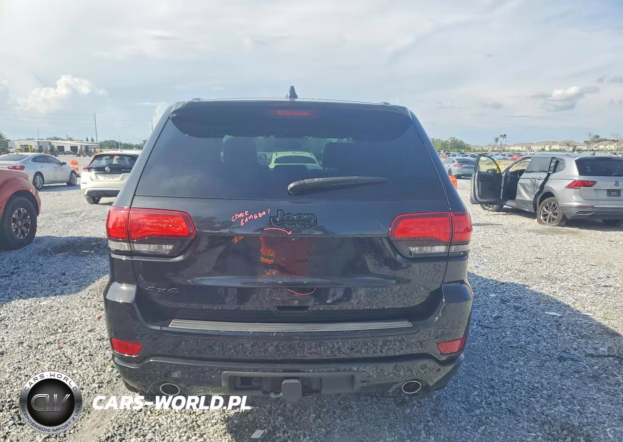 2015 Jeep Grand Cherokee Laredo VIN:1C4RJFAG4FC196163 - 6