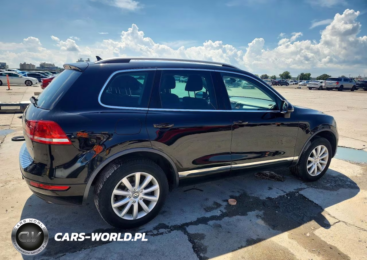 2011 Volkswagen Touareg V6 VIN:WVGFF9BPXBD003633 - 3