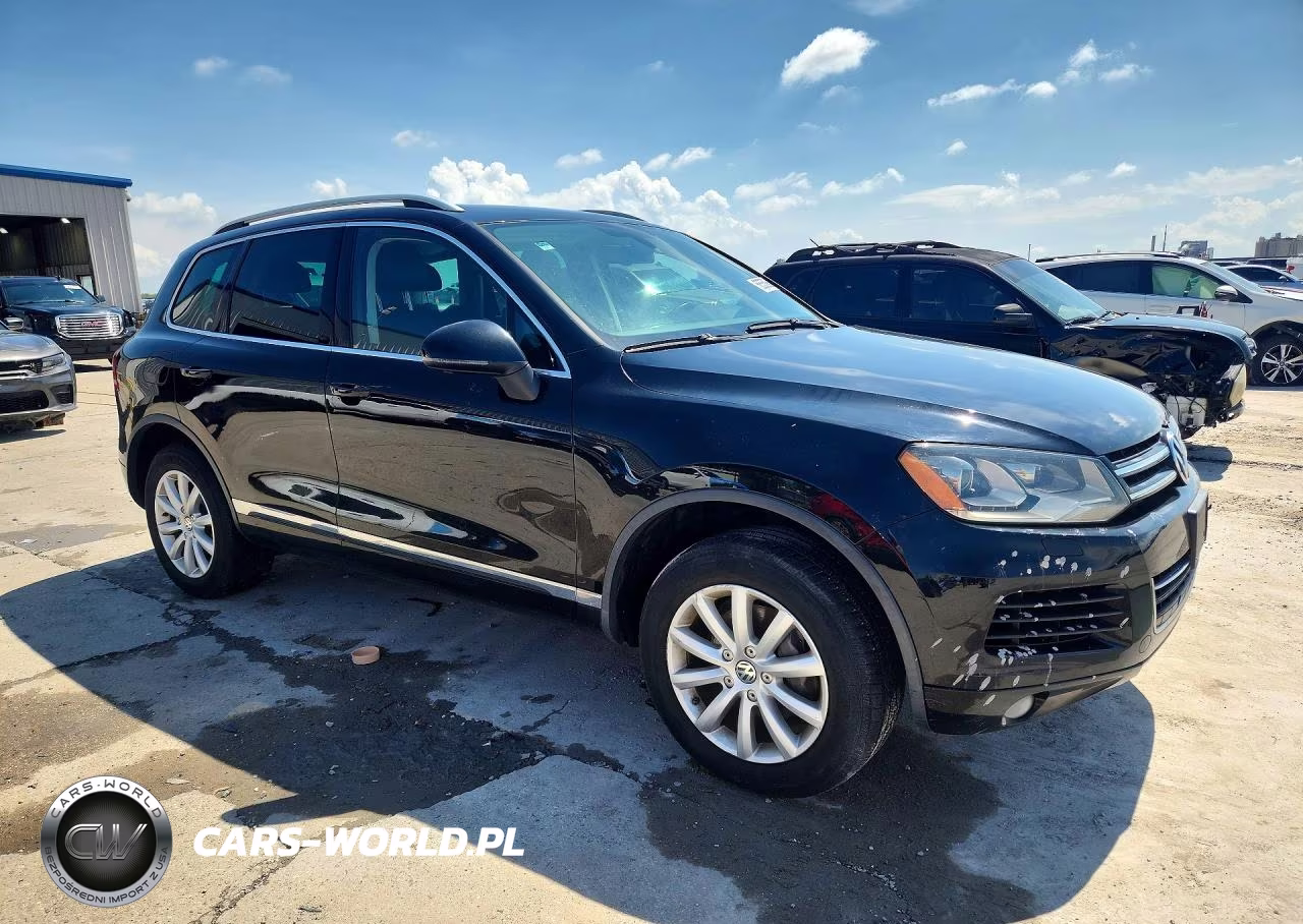 2011 Volkswagen Touareg V6 VIN:WVGFF9BPXBD003633 - 4