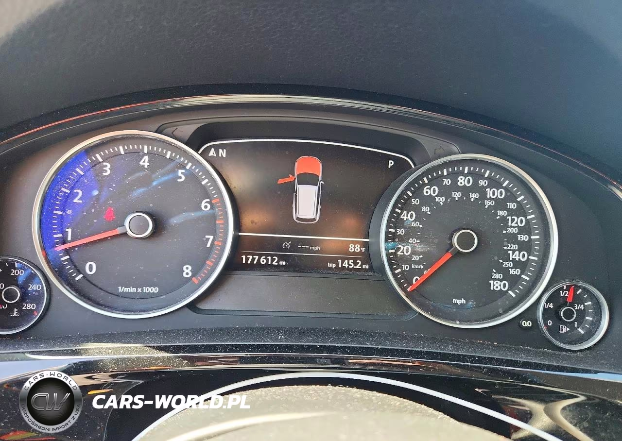 2011 Volkswagen Touareg V6 VIN:WVGFF9BPXBD003633 - 9