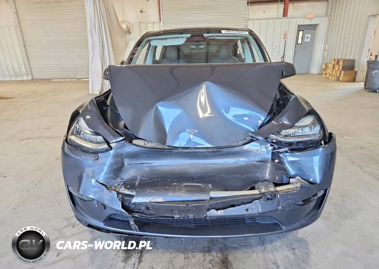 2022 Tesla Model Y VIN:7SAYGDEE1NA017196 - 5