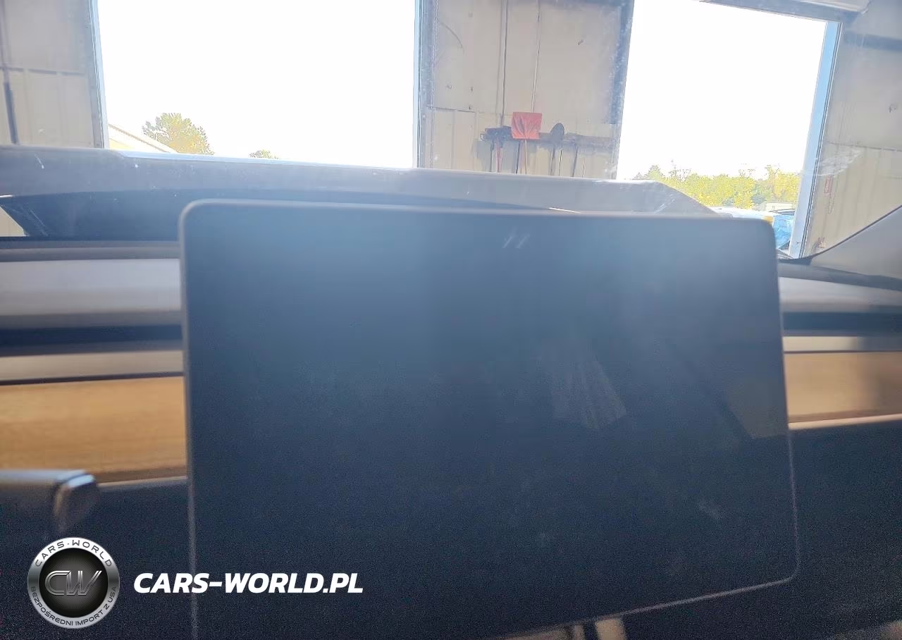 2022 Tesla Model Y VIN:7SAYGDEE1NA017196 - 9