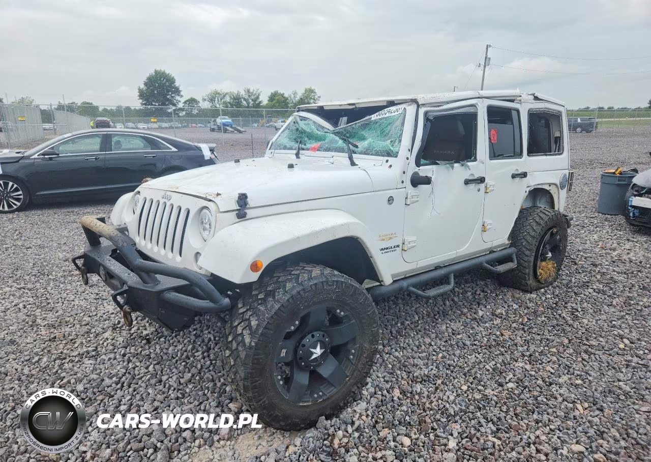 2015 Jeep Wrangler Unlimited Sahara VIN:1C4BJWEG0FL545444 - 1