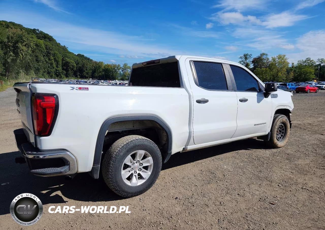2023 GMC Sierra K1500 VIN:1GTUUAED0PZ103187 - 3