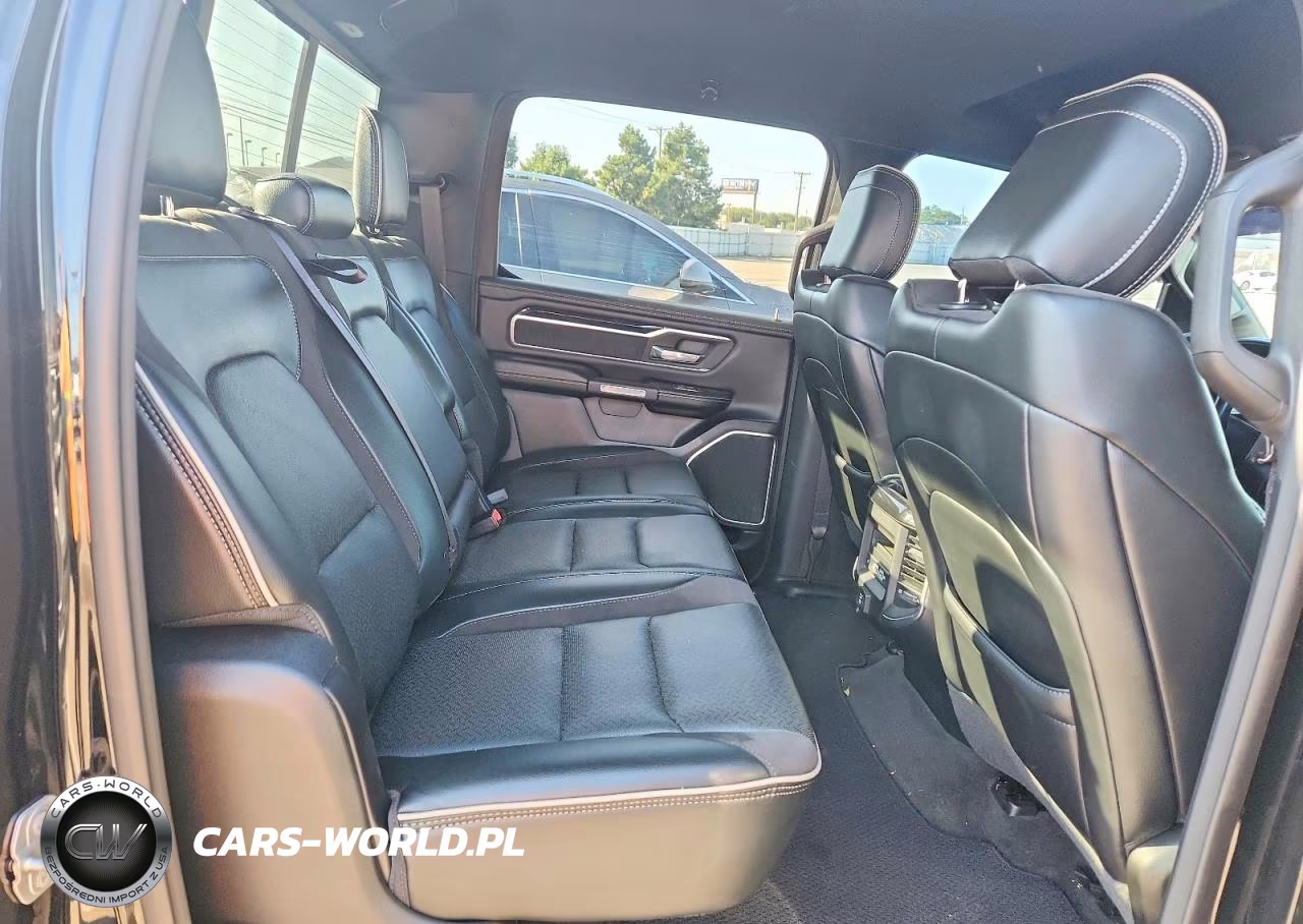 2020 Ram 1500 Laramie VIN:1C6SRFRT8LN417220 - 10