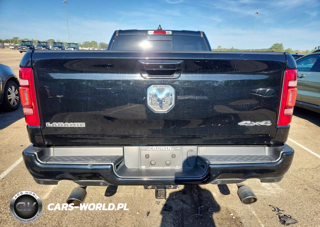 2020 Ram 1500 Laramie VIN:1C6SRFRT8LN417220 - 6