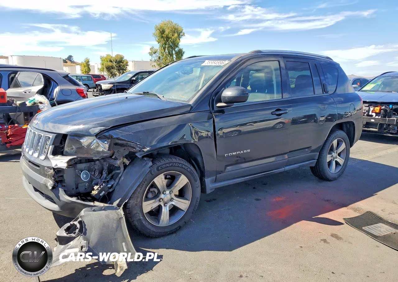 2016 Jeep Compass Latitude – zdjęcie 1 z 12