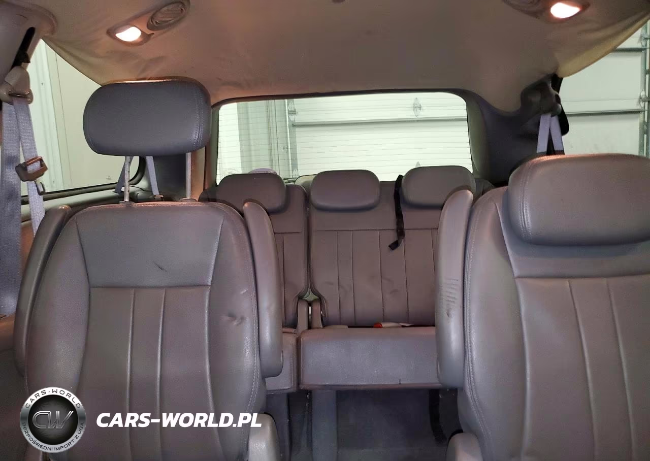 2007 Dodge Grand Caravan Sxt VIN:2D8GP44L67R316946 - 10