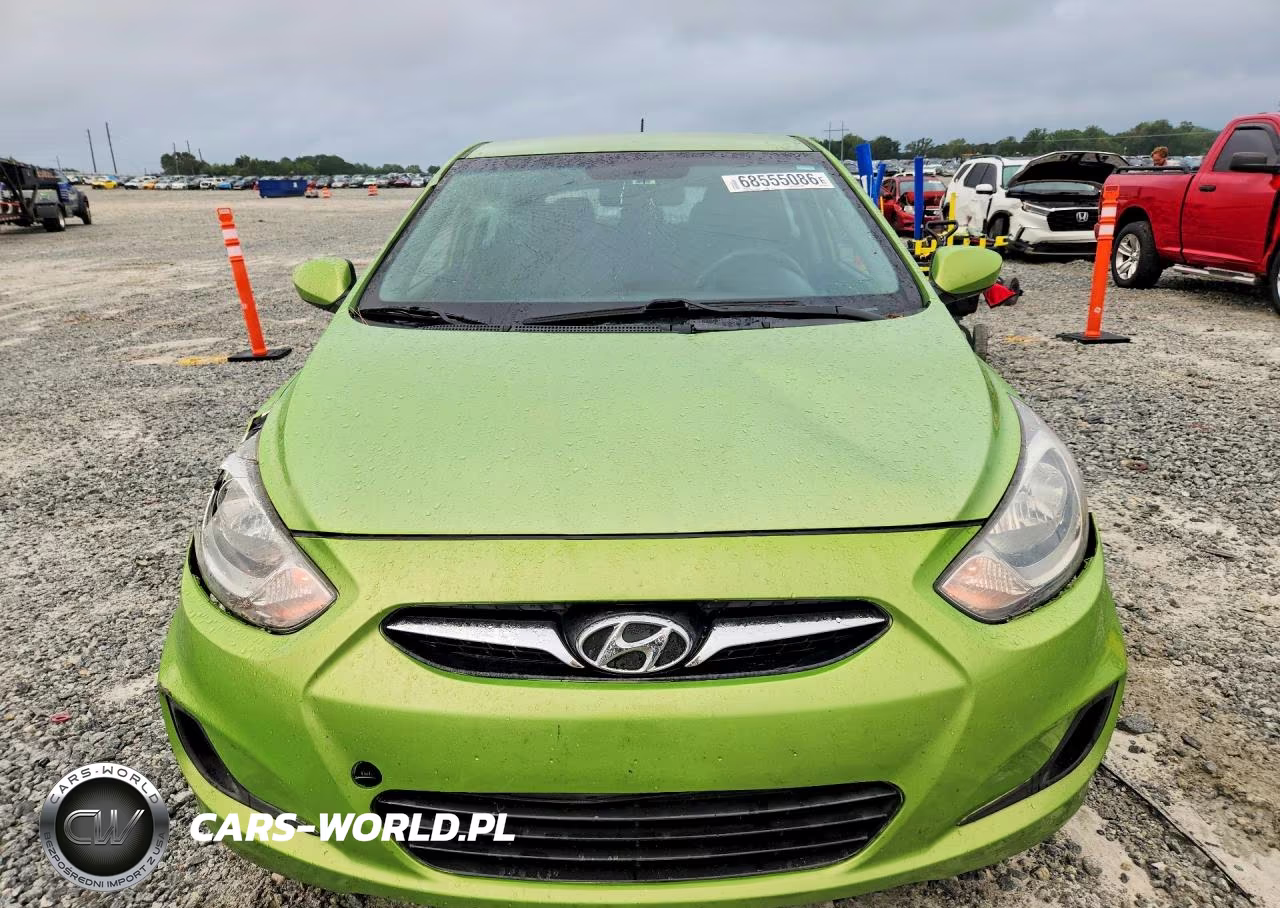 2013 Hyundai Accent Gs VIN:KMHCT5AE9DU078976 - 5