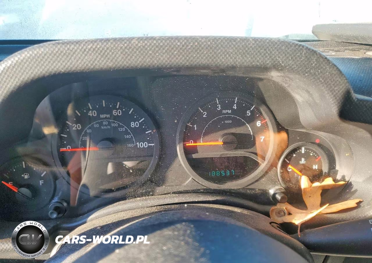 2009 Jeep Wrangler X VIN:1J4FA24149L733387 - 9