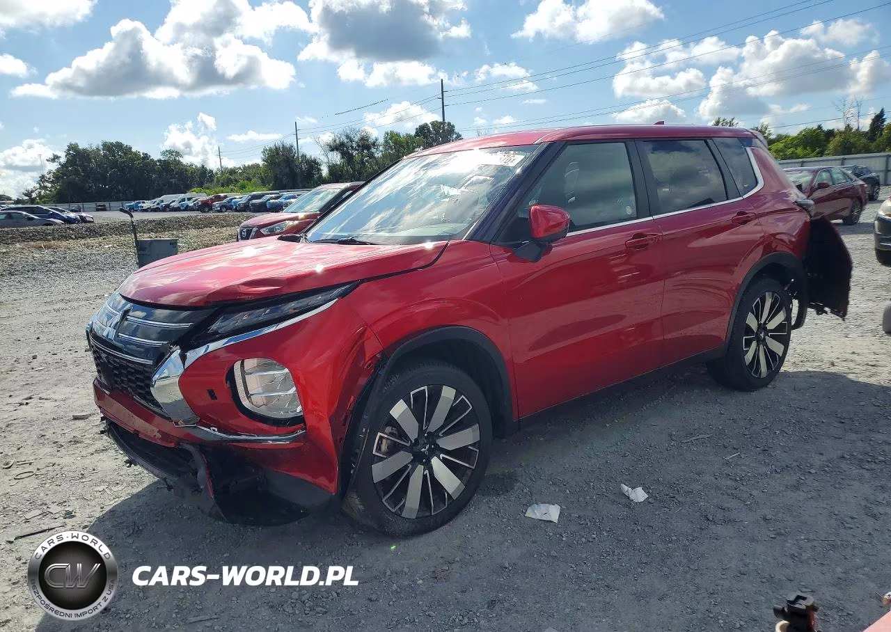 2025 Mitsubishi Outlander Se – zdjęcie 1 z 13