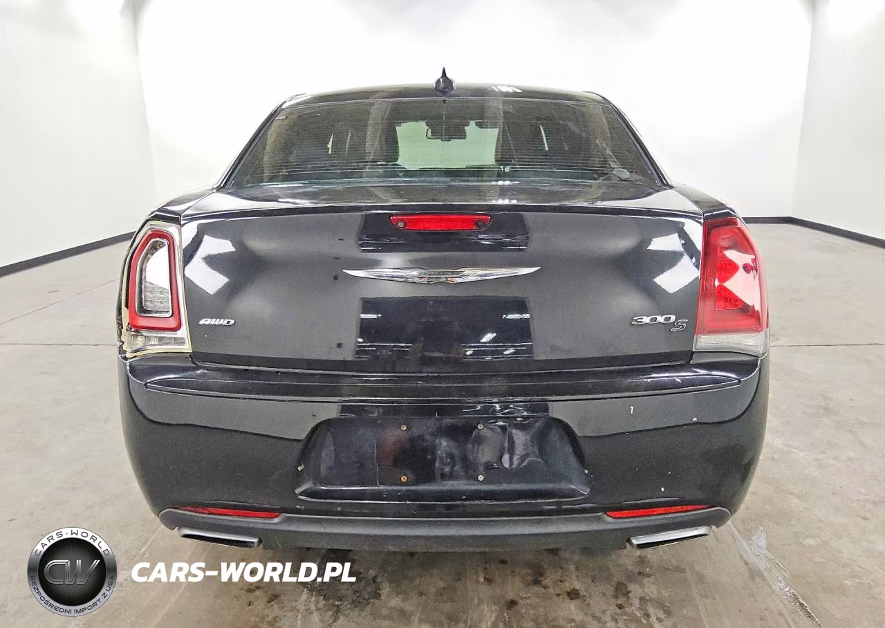 2015 Chrysler 300 S VIN:2C3CCAGG5FH923063 - 6