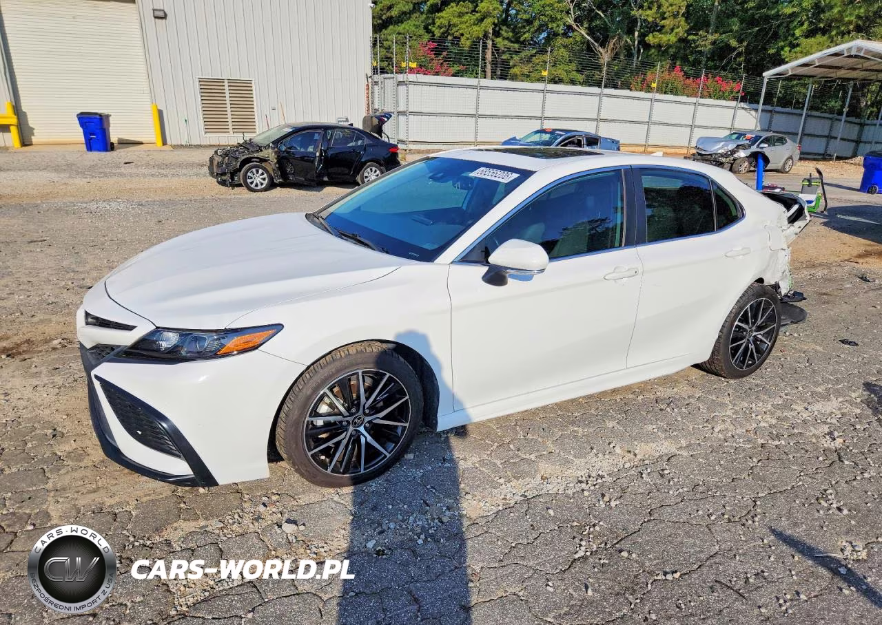 2021 Toyota Camry Se – zdjęcie 1 z 13