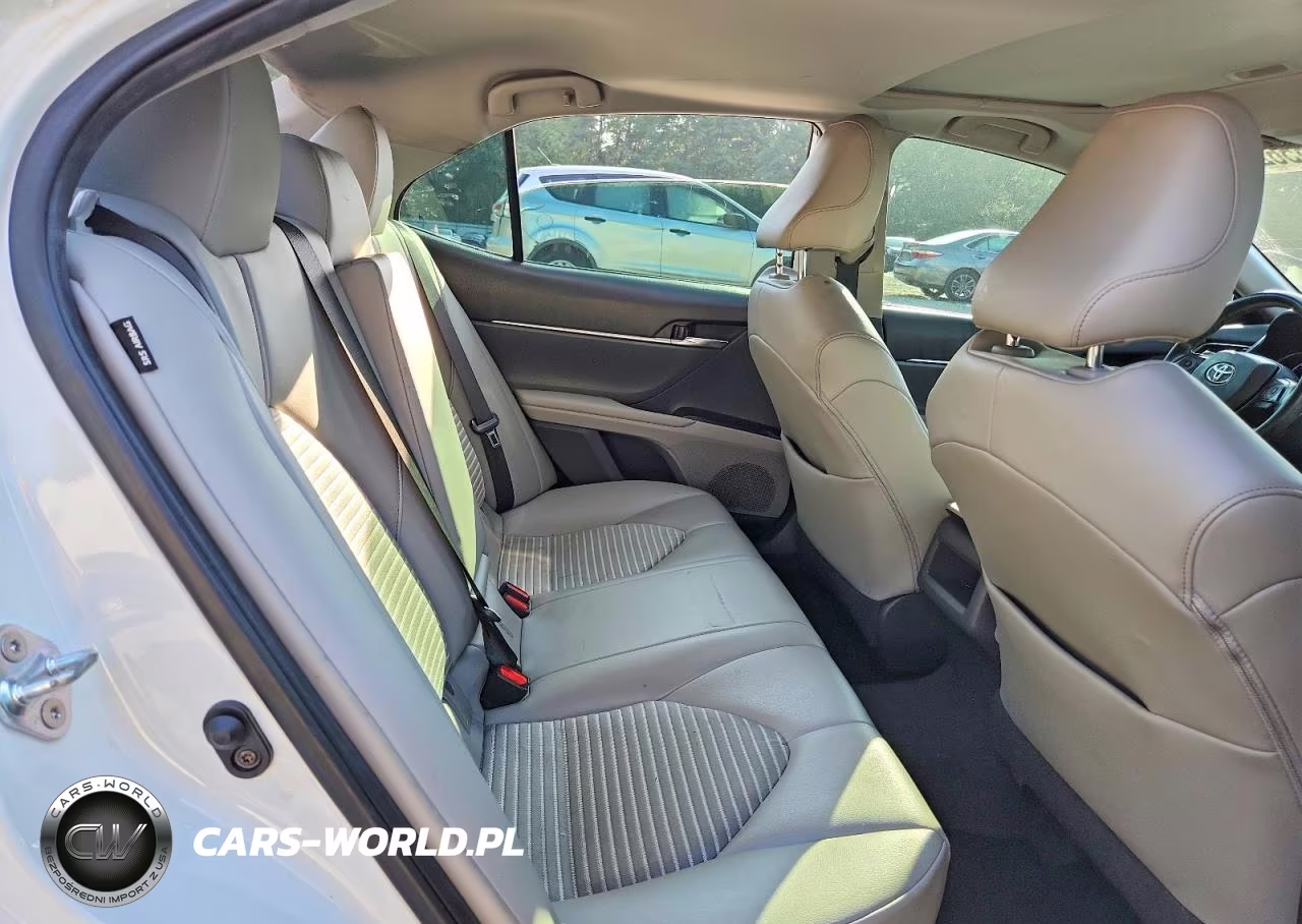 2021 Toyota Camry Se VIN:4T1T11AK8MU443314 - 10