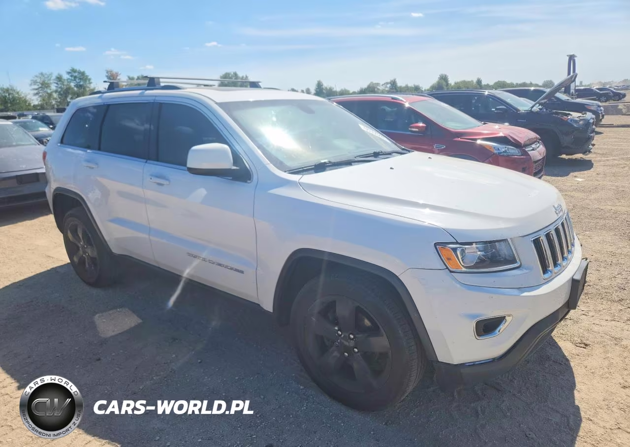 2014 Jeep Grand Cherokee Laredo VIN:1C4RJFAG7EC109452 - 4