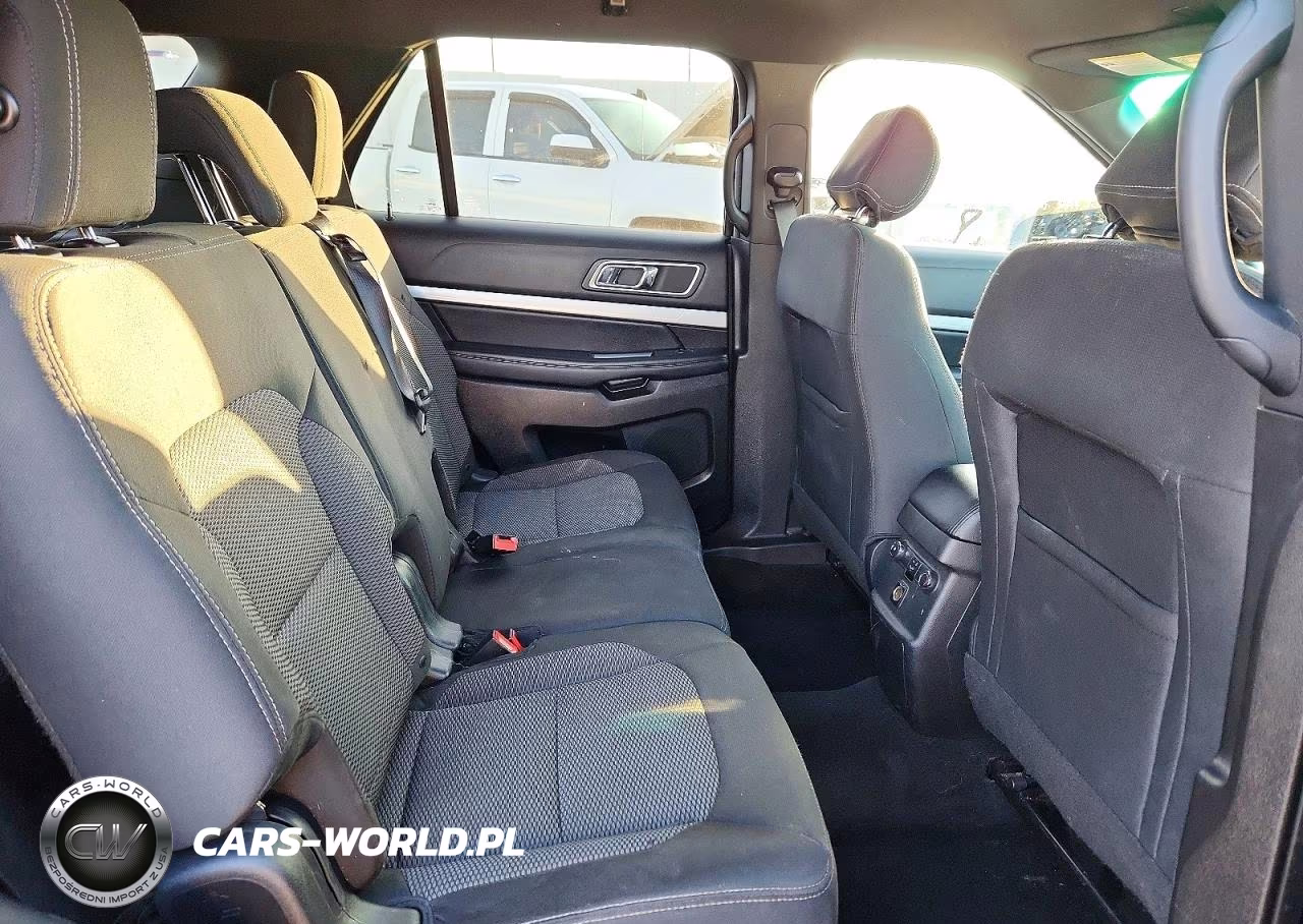 2017 Ford Explorer Xlt VIN:1FM5K7D88HGA85869 - 11
