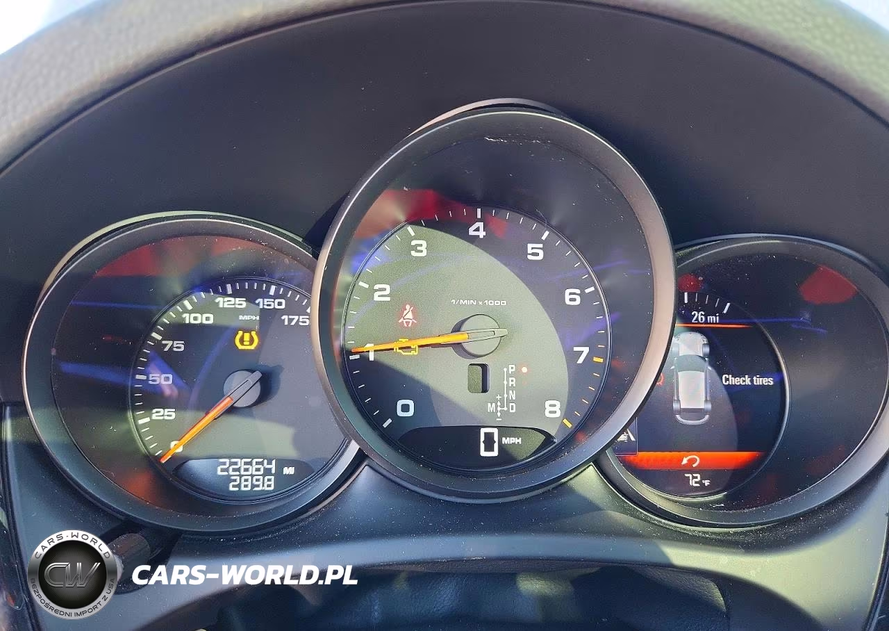 2018 Porsche Macan VIN:WP1AA2A52JLB22123 - 9