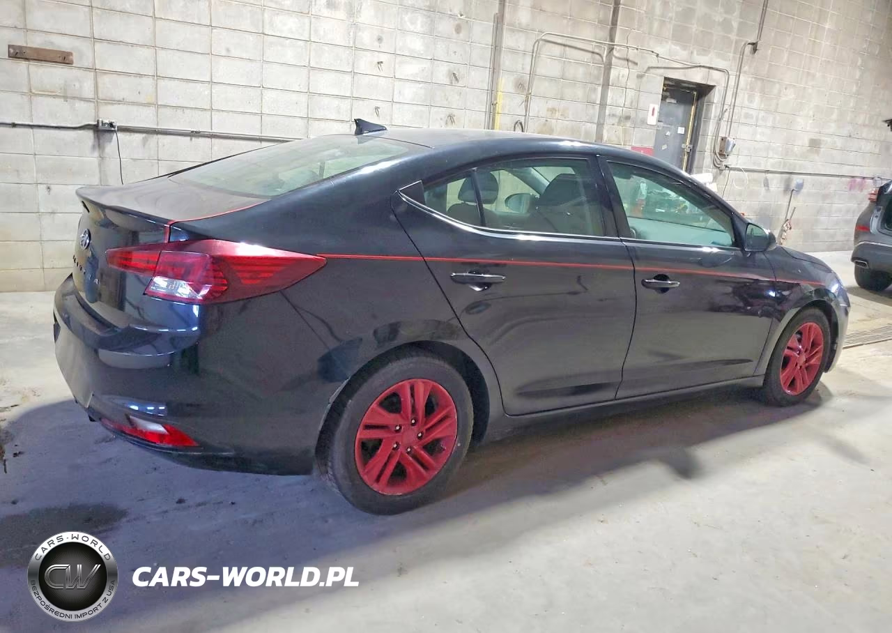 2020 Hyundai Elantra Sel VIN:5NPD84LF3LH571930 - 3
