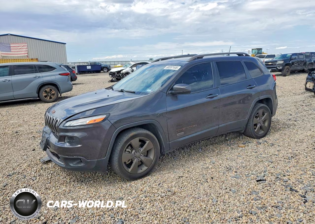 2017 Jeep Cherokee Latitude VIN:1C4PJLCB4HW578413 - 1