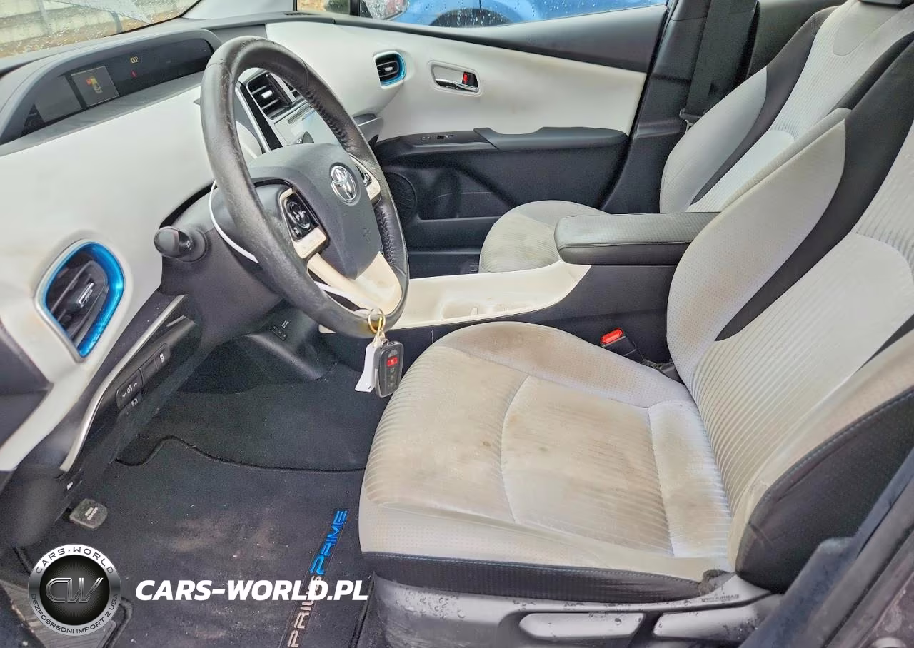 2017 Toyota Prius Prime Plus VIN:JTDKARFP2H3053243 - 7