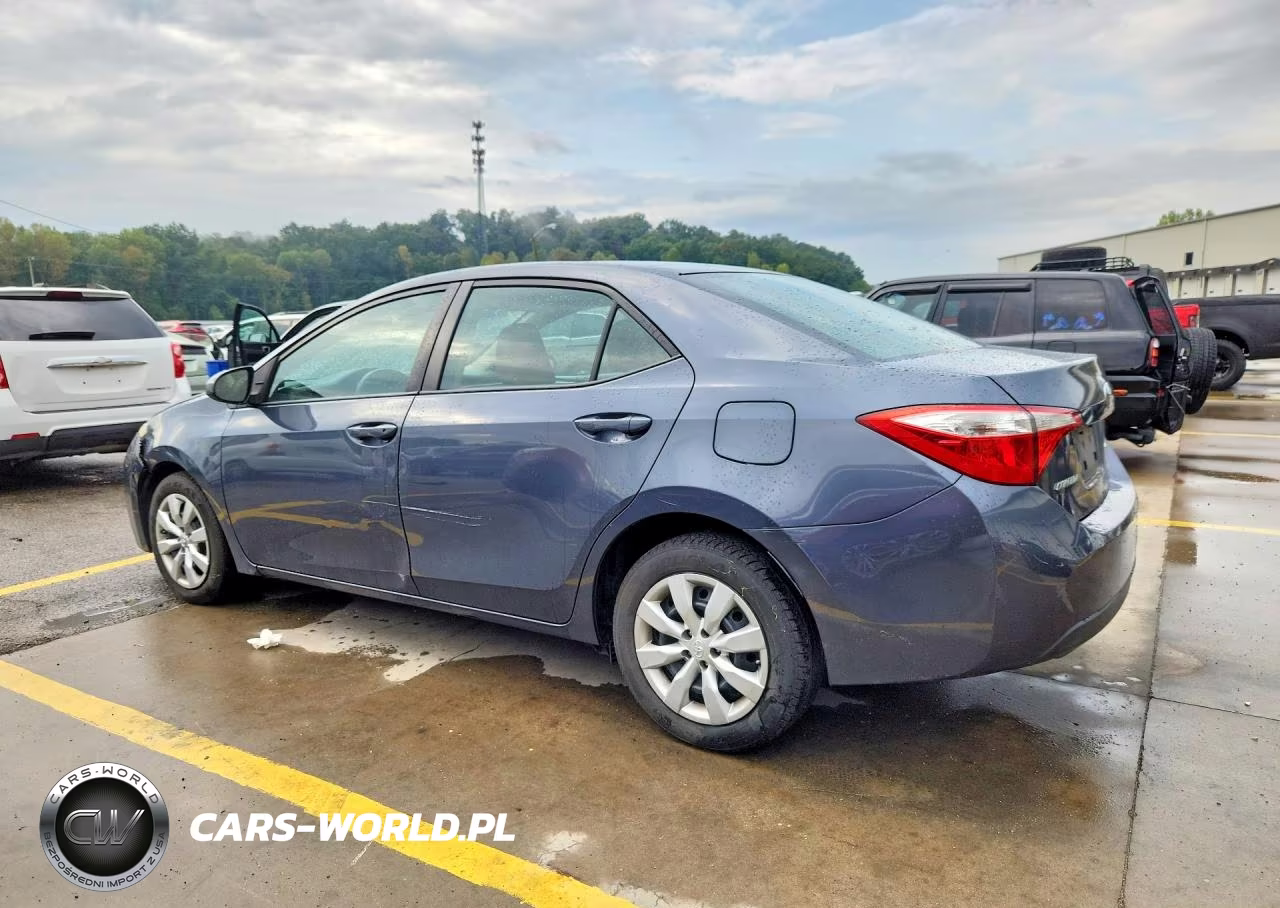 2014 Toyota Corolla Le VIN:5YFBURHE2EP031992 - 2
