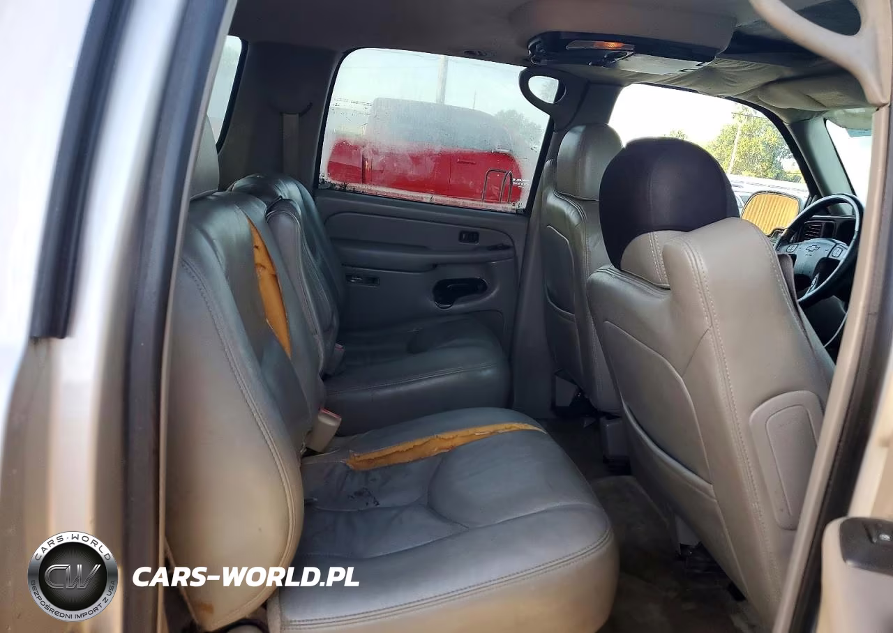 2004 Chevrolet Suburban C1500 VIN:3GNEC16Z04G294453 - 11