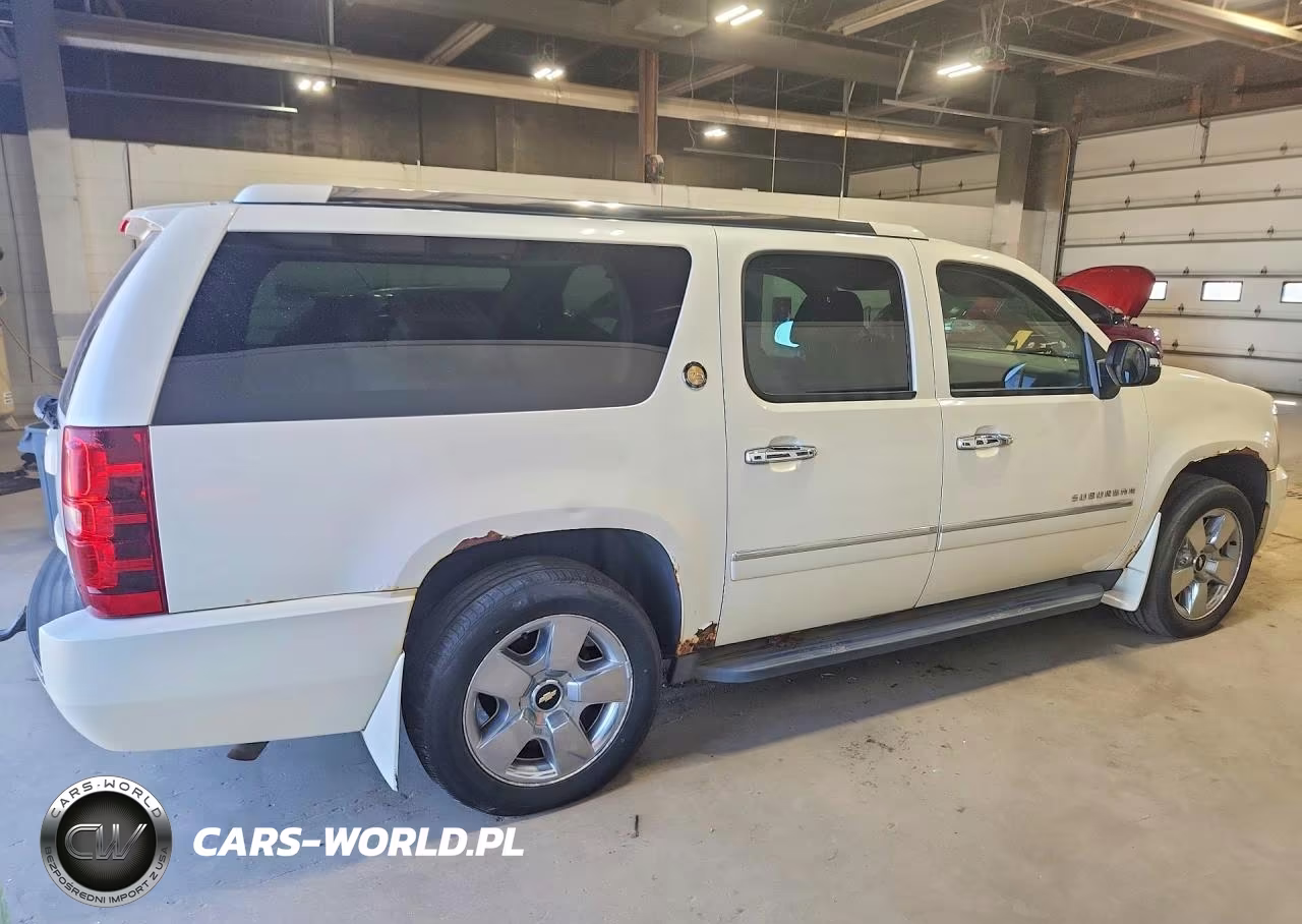2010 Chevrolet Suburban K1500 Ltz VIN:1GNUKKE39AR246110 - 3
