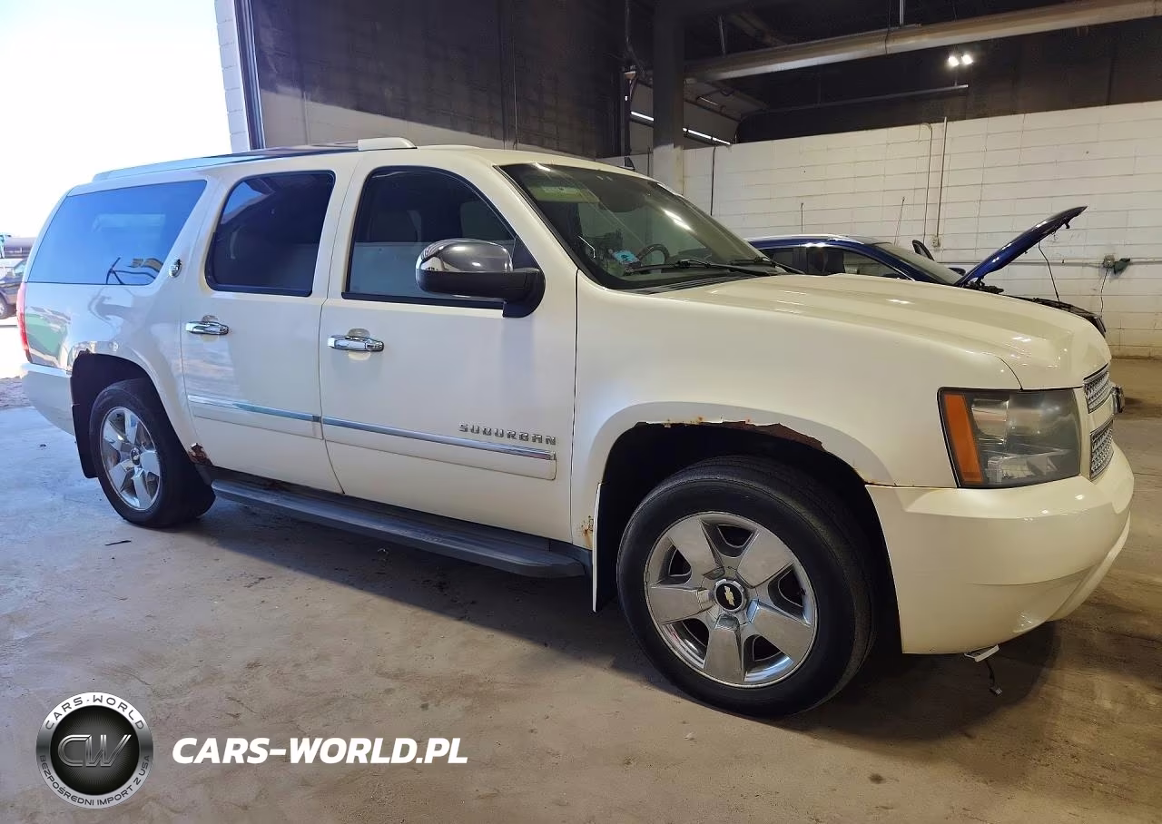 2010 Chevrolet Suburban K1500 Ltz VIN:1GNUKKE39AR246110 - 4