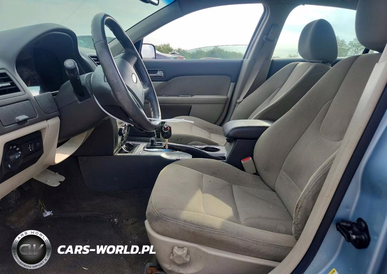 2010 Ford Fusion Hybrid VIN:3FADP0L31AR192720 - 7