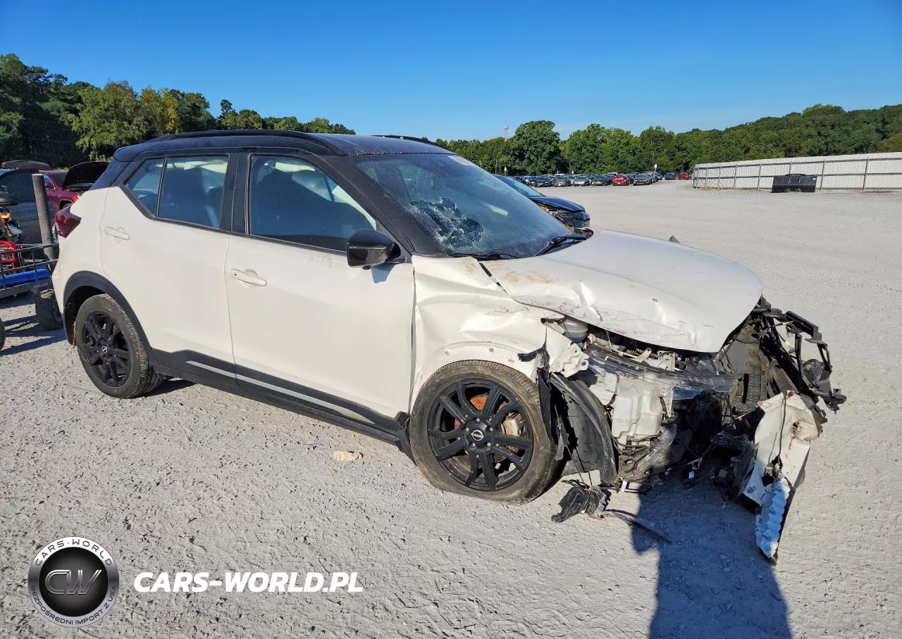 2023 Nissan Kicks Sr VIN:3N1CP5DV9PL566525 - 4