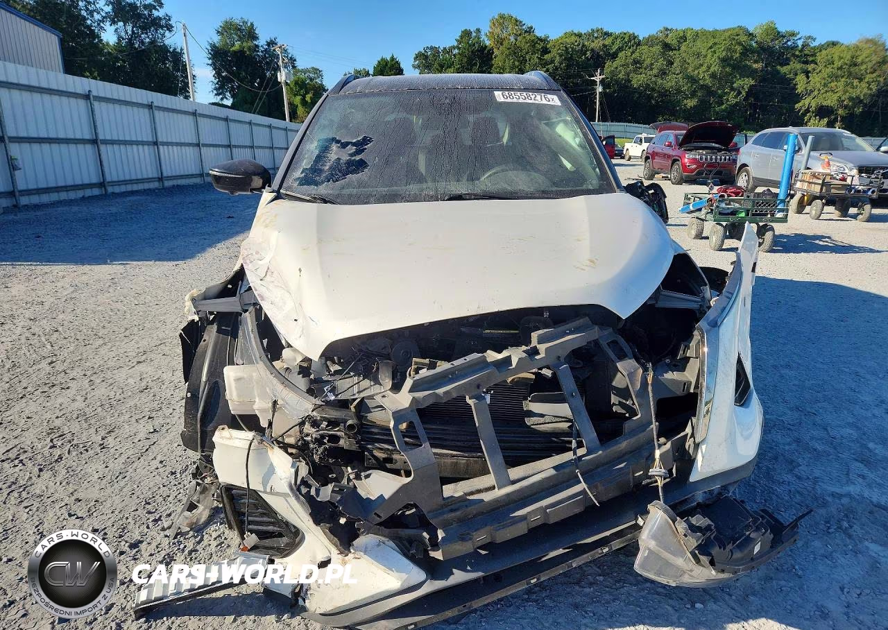 2023 Nissan Kicks Sr VIN:3N1CP5DV9PL566525 - 5