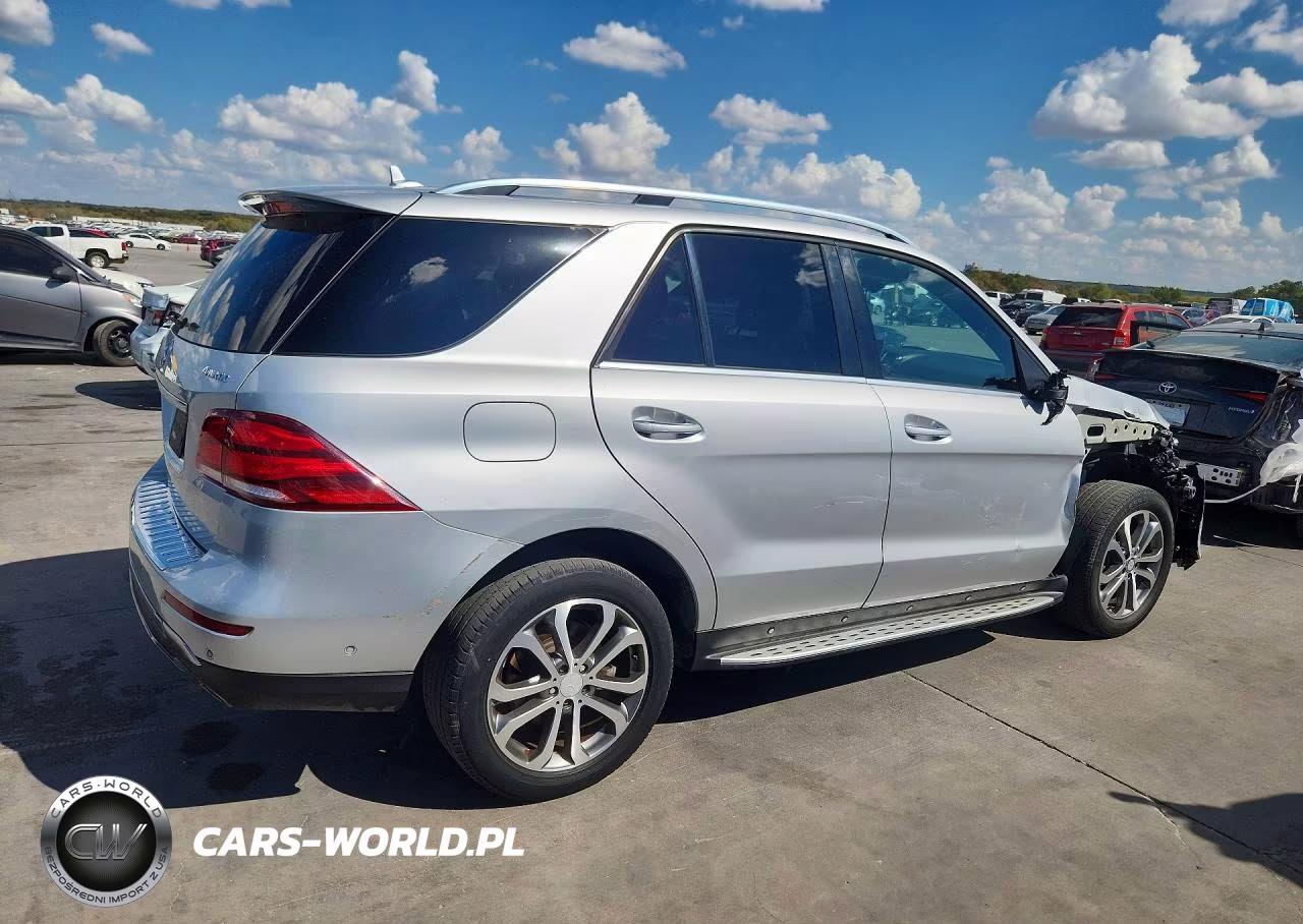 2016 Mercedes-Benz Gle 350 4Matic VIN:4JGDA5HB4GA746517 - 3