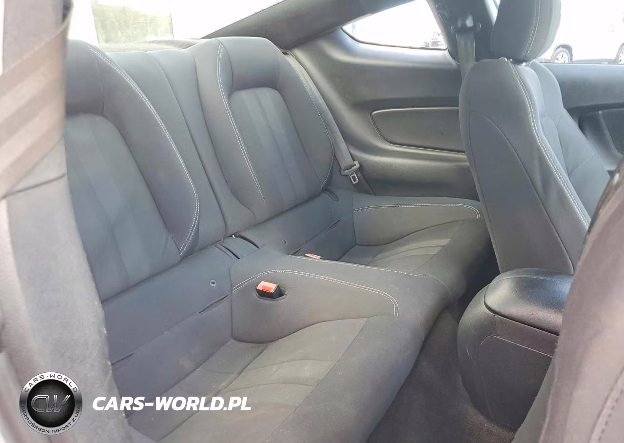 2019 Ford Mustang VIN:1FA6P8TH4K5203944 - 10