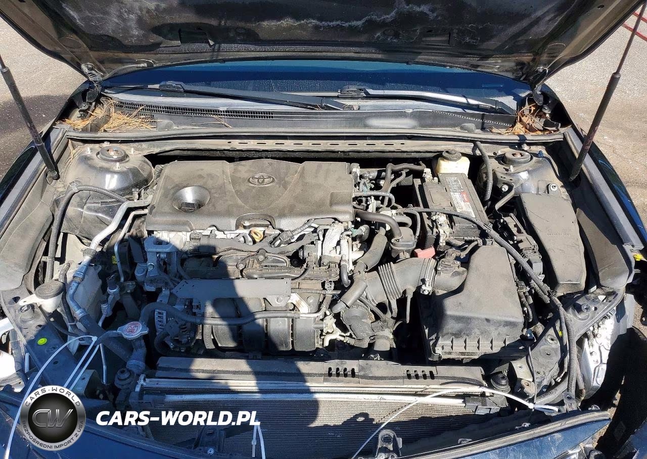 2018 Toyota Camry L VIN:4T1B11HK2JU644557 - 11